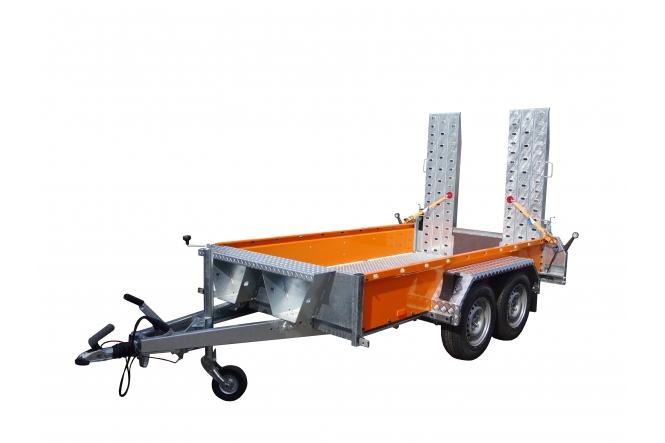 BAT construction machinery transporters-1