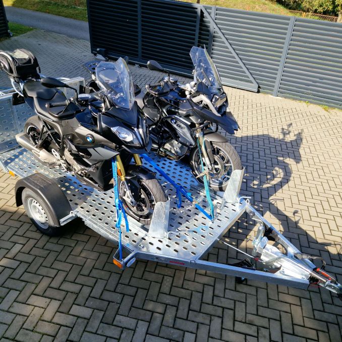 MOTOVAN_B_08.jpg